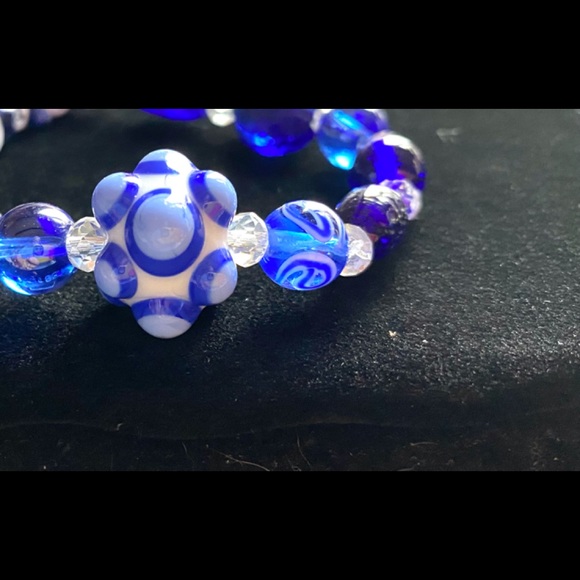 ❣️UK Wildcats, 2 fan bracelets, blue/white various bead types, CATS & paw - Picture 3 of 12